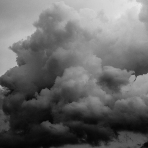 能看到女生光着身子的软件
